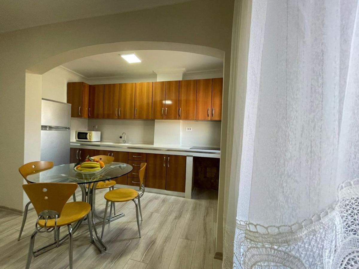 Prestige Rentals Shkodër Esterno foto